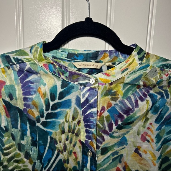 Soft Surroundings Anthea Multi-Color Hawaiian Palm Button Up Short Sleeve Blouse - Picture 3 of 10